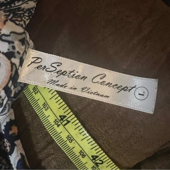 PerSeption Concept Paisley Half Zip Tank Top Blouse EUC - Picture 9 of 9